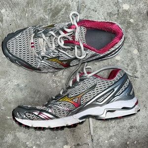 Mizuno Wave Rider 12 Size 7